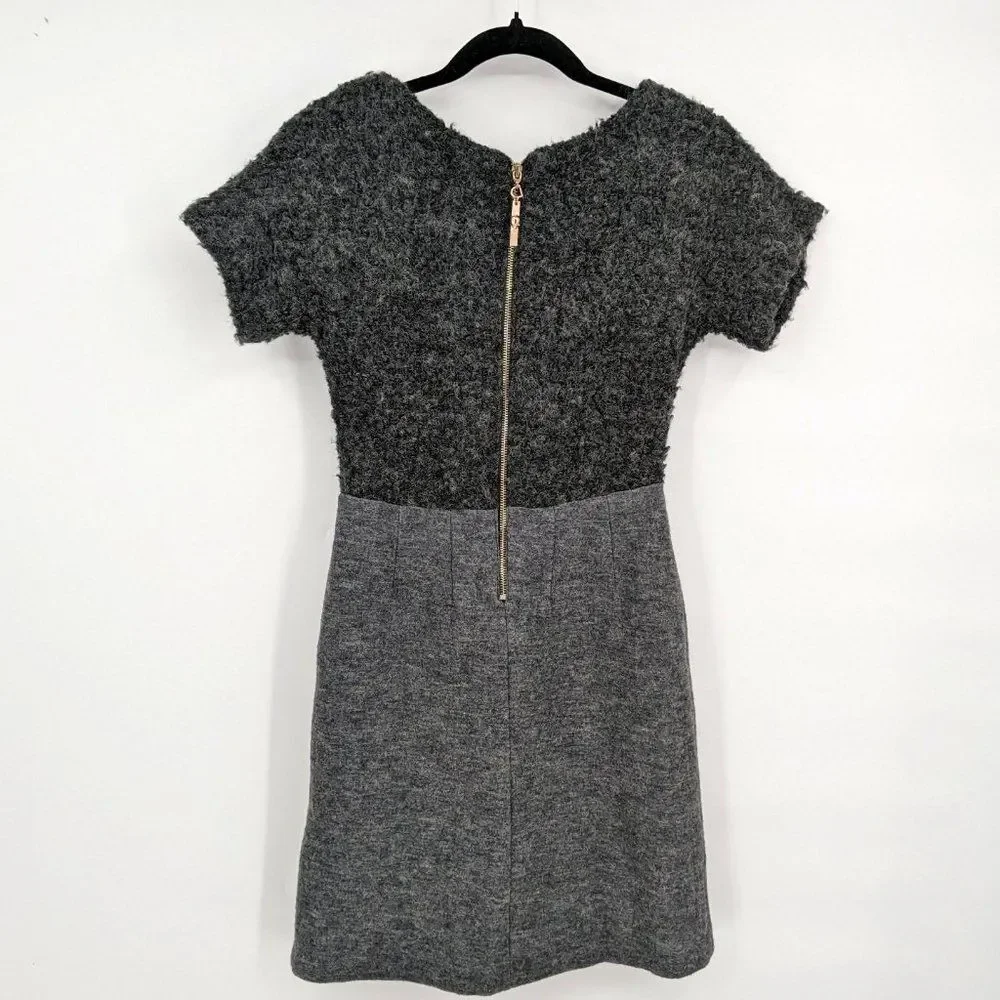 Add Wool Dress Gray Skull Faux Pocket Gold Fuzzy Winter Cozy Size Medium
